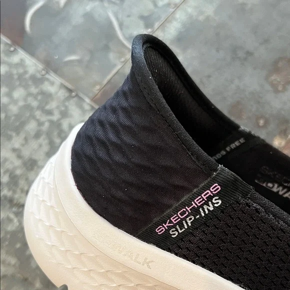 Like new Skechers | Go Walk Slip-Ins | Size 8 1/2 - Picture 14 of 16